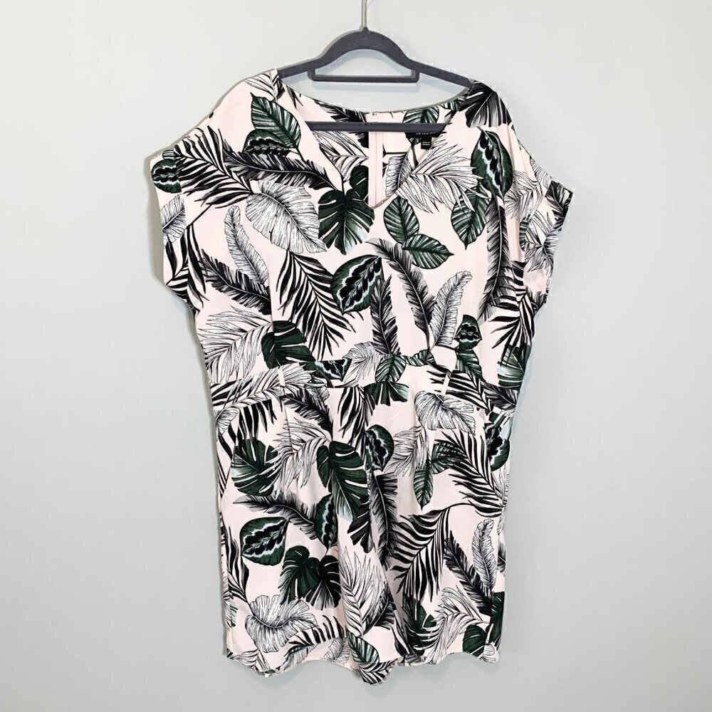 5/$25 Dorothy Perkins Romper Women Size 16 Pink Green Tropical Palm Leaf V-Neck